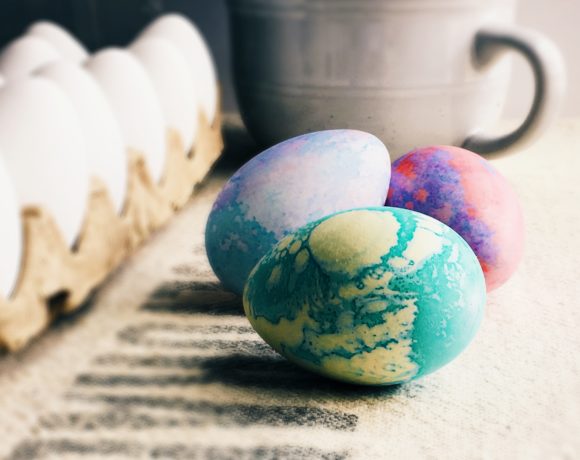 coconut oil colored eggs